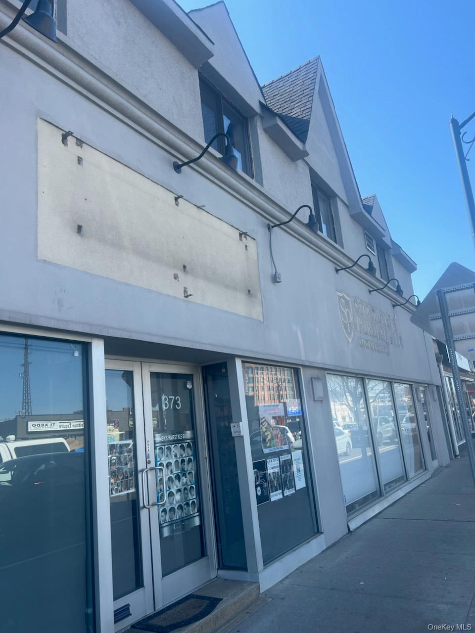371-373 Sunrise Highway — photo