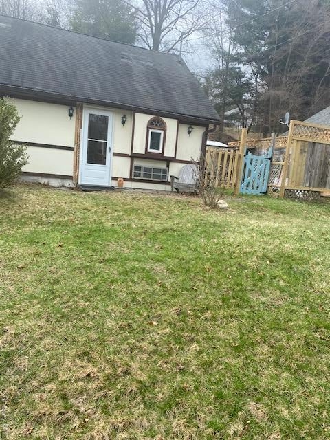 3 Lakeview Drive W — photo