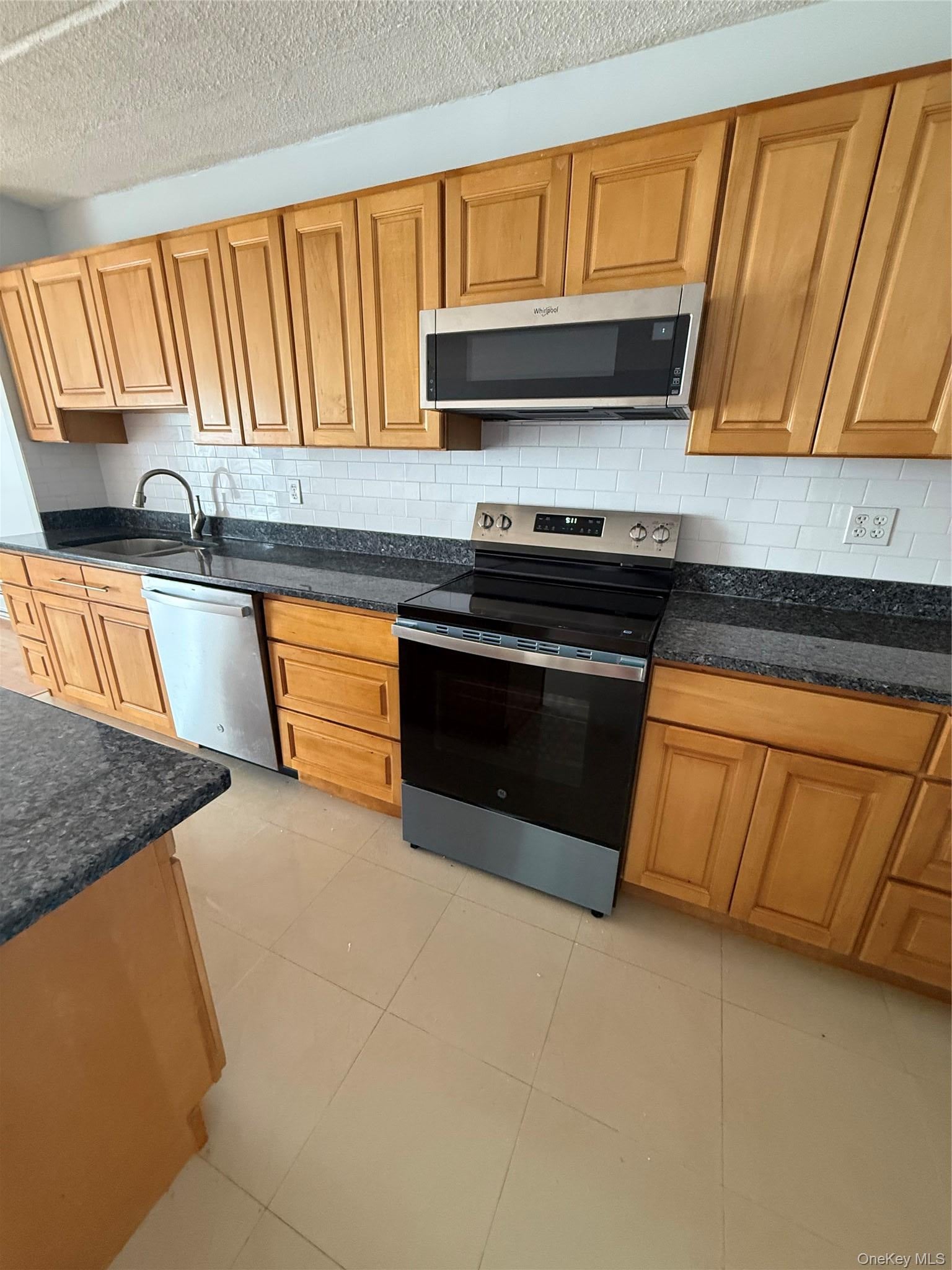 35 Park Avenue 6T — photo