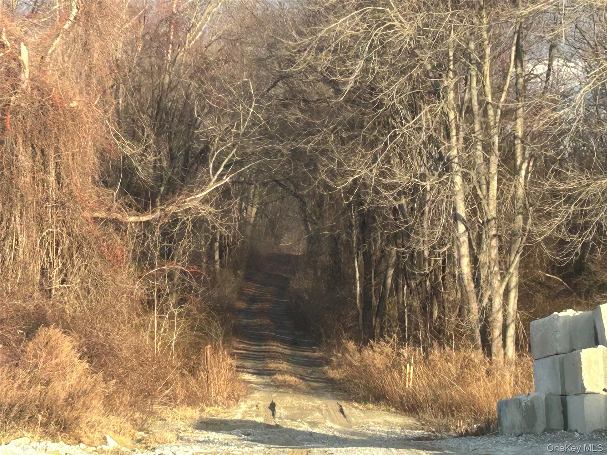100 Ten Acre Lane (Barret) — photo
