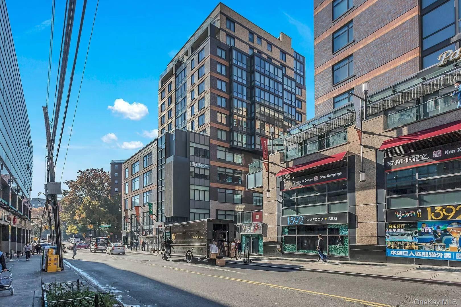 39-16 Prince Street 7E — photo