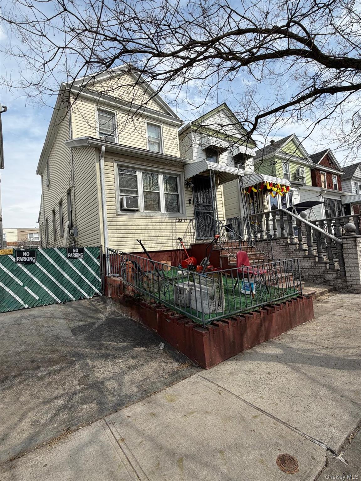 10317 104th Street — photo