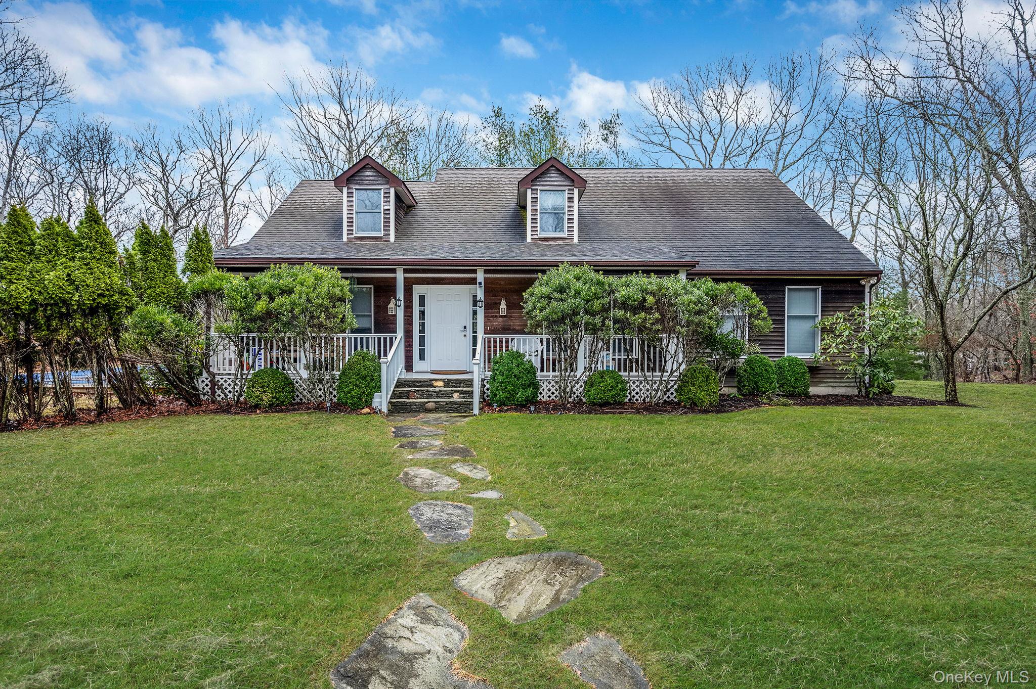 128 Springy Banks Road — photo
