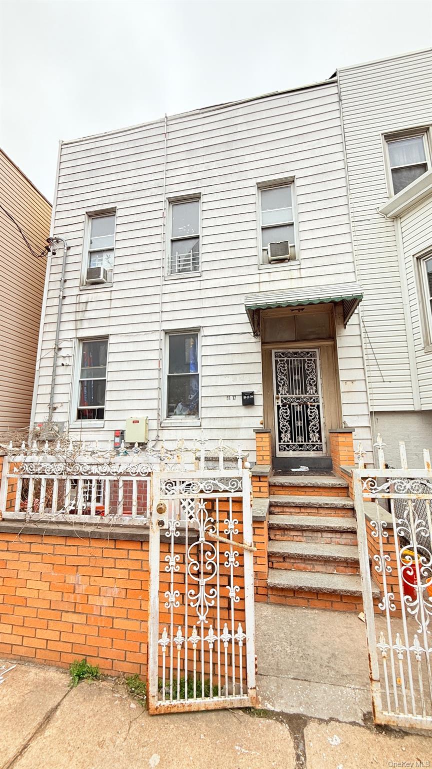 5117 34th Street — photo
