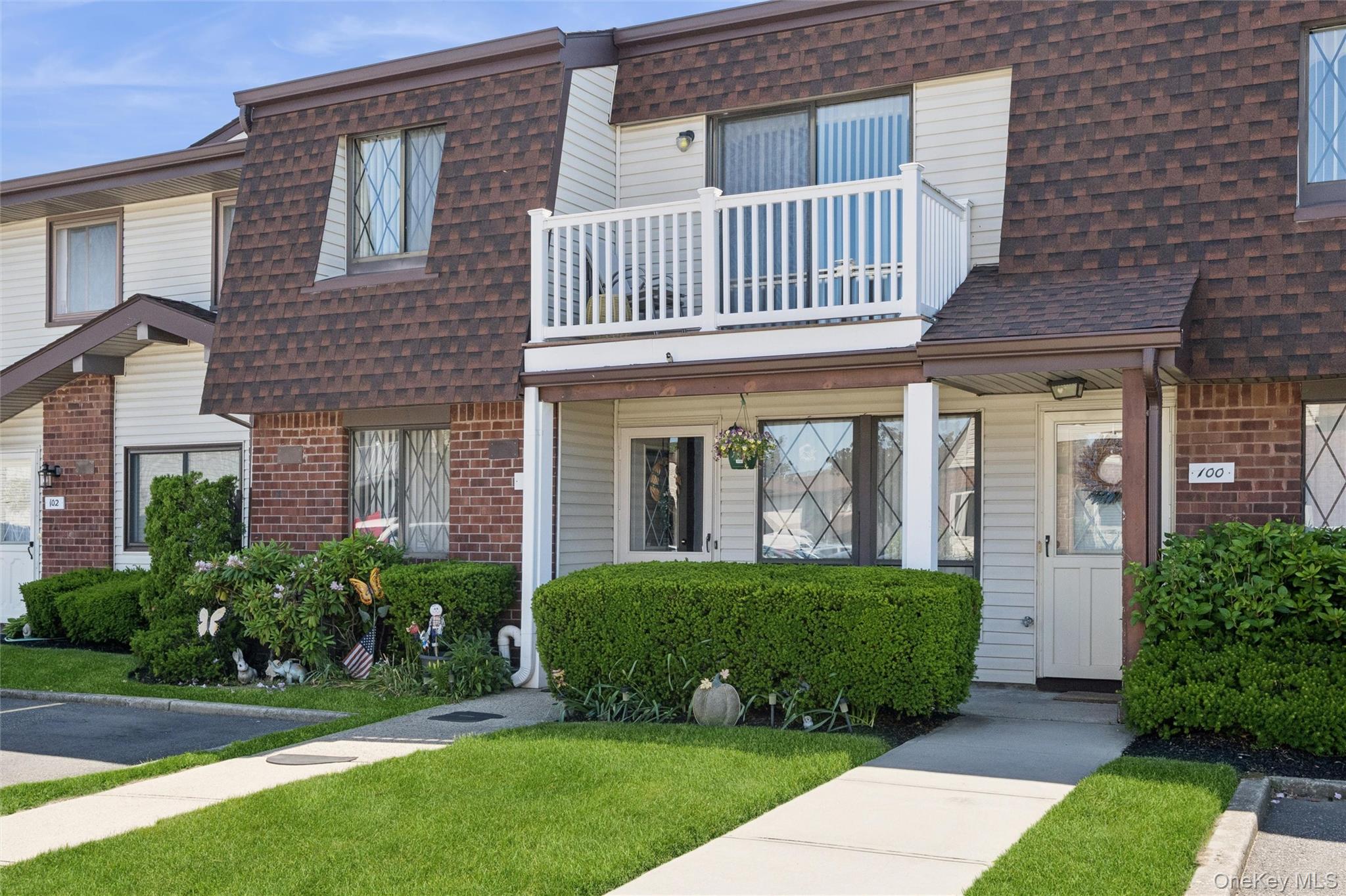 100 S Cambridge Drive S 100 — photo