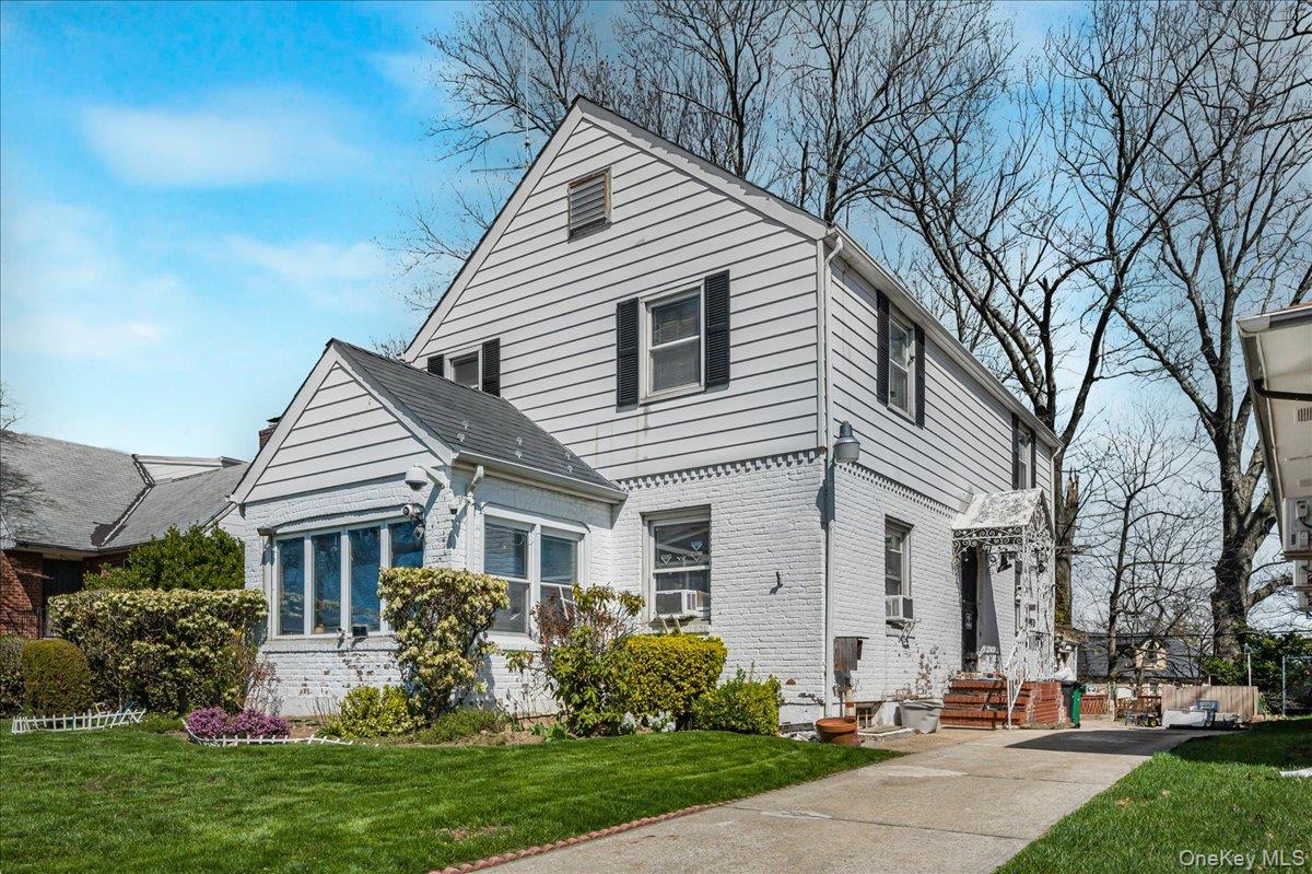 8145 Utopia Parkway — photo