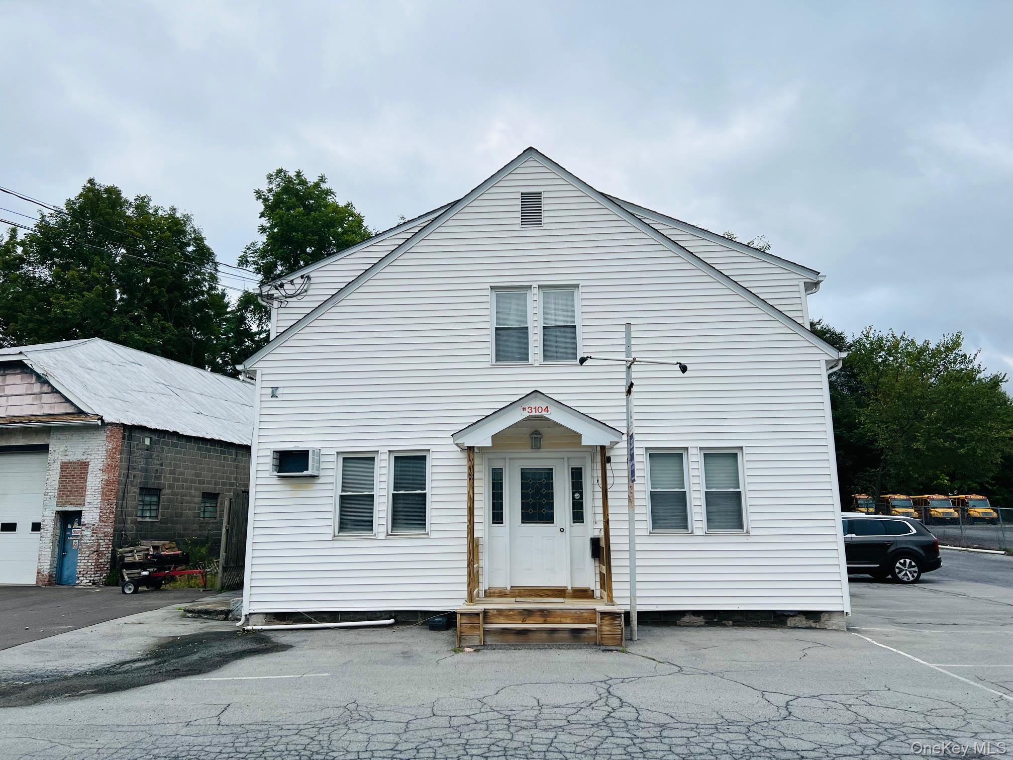 3104 State Route 208 — photo