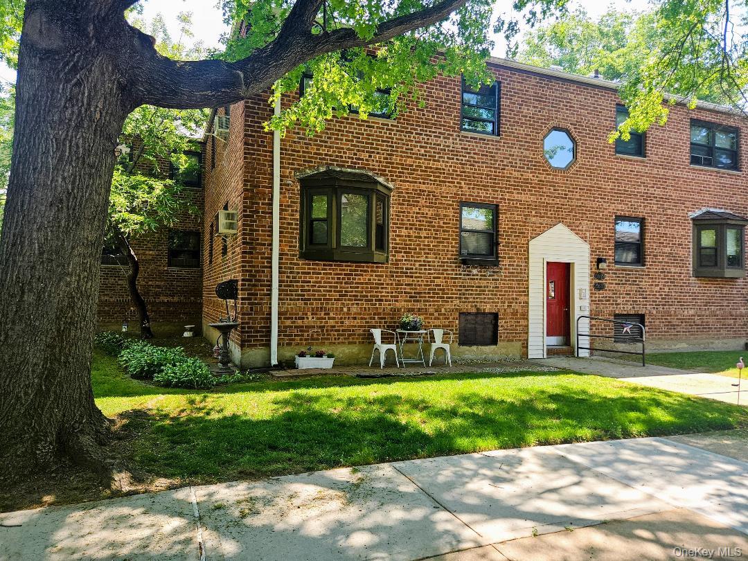 156-29 80th Street 1-296-Cu — photo