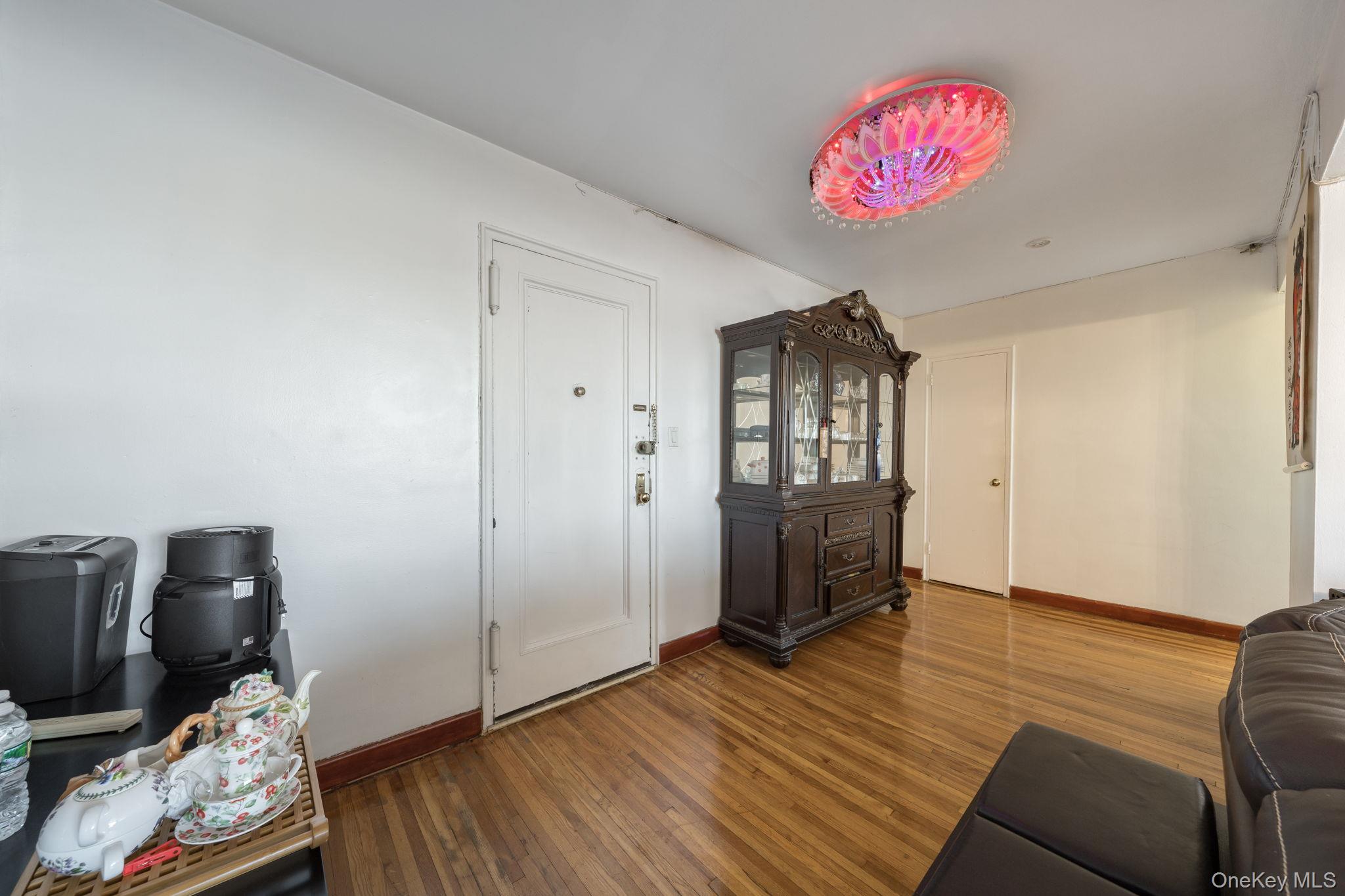 143-50 Hoover Avenue 306 — photo