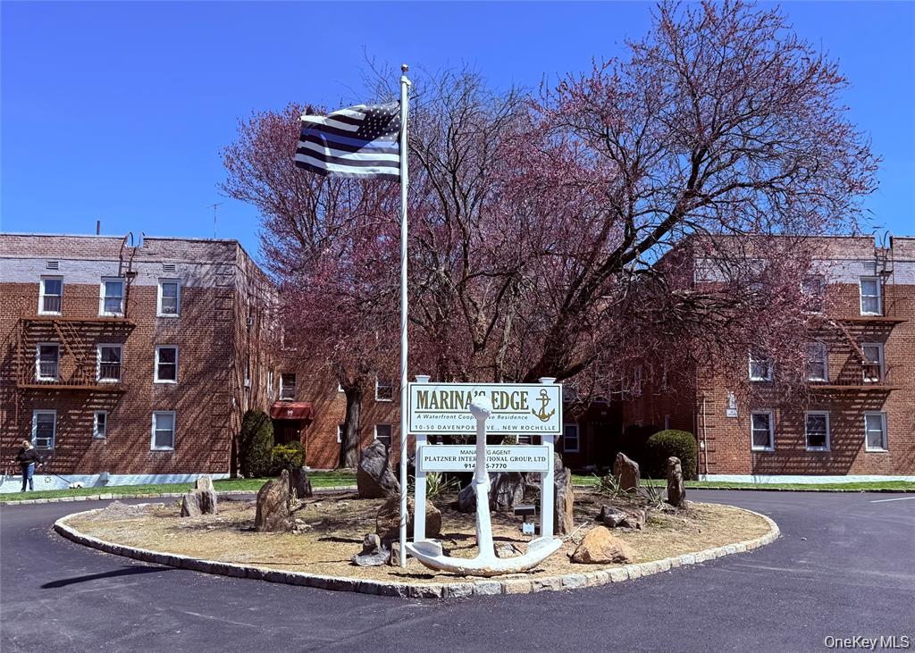 40 Davenport 2K — photo