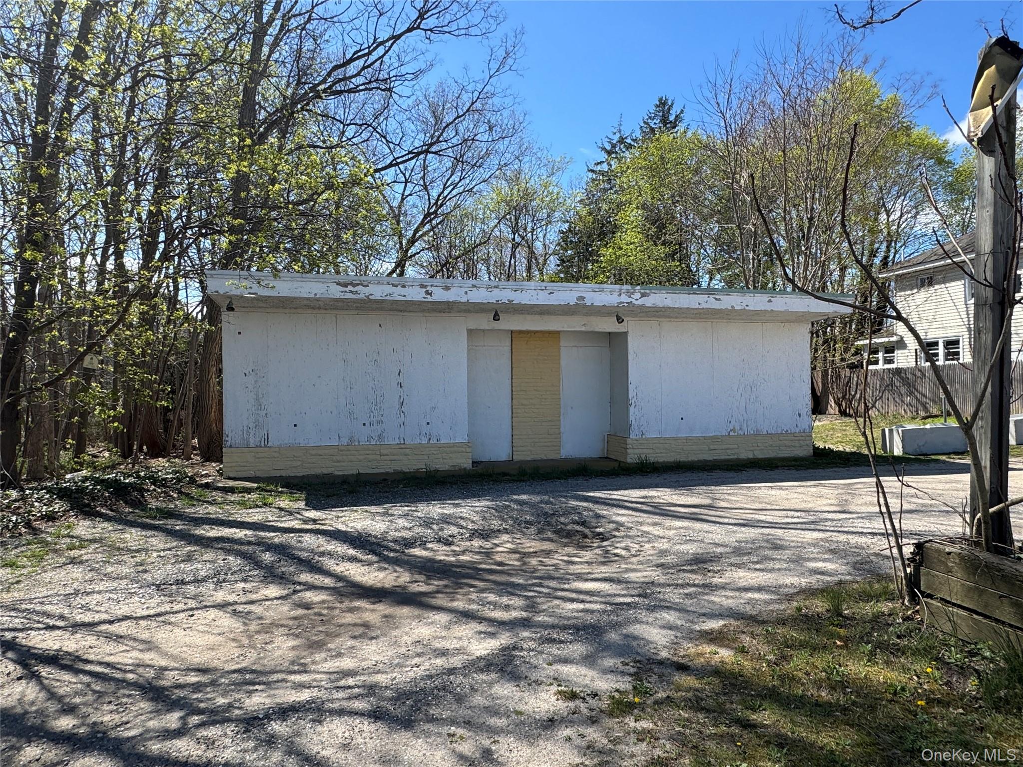 849-853 W Main Street — photo
