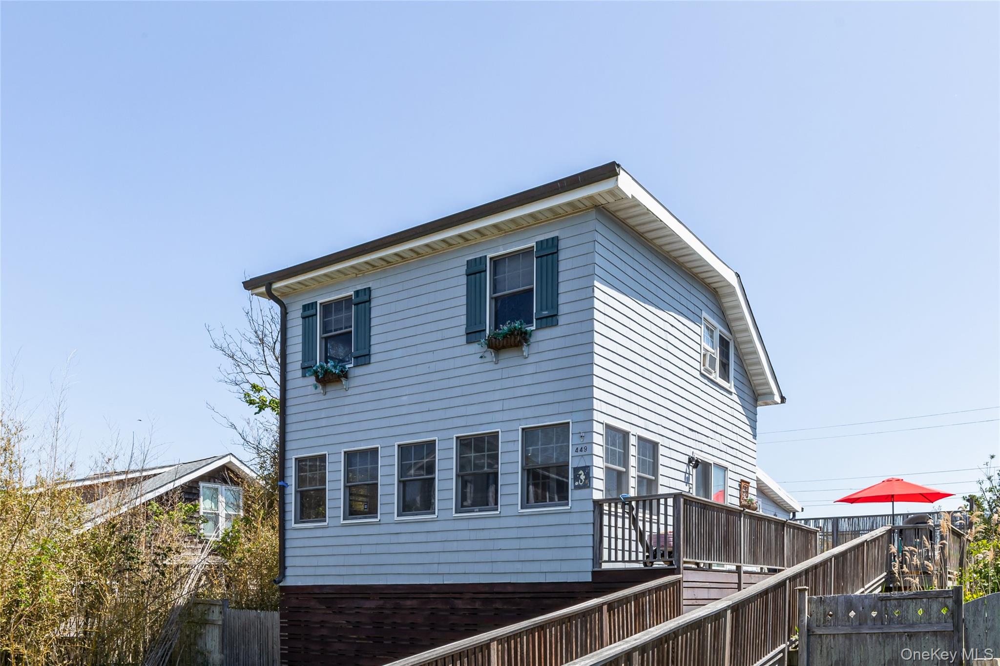 449 Dehnhoff Walk — photo