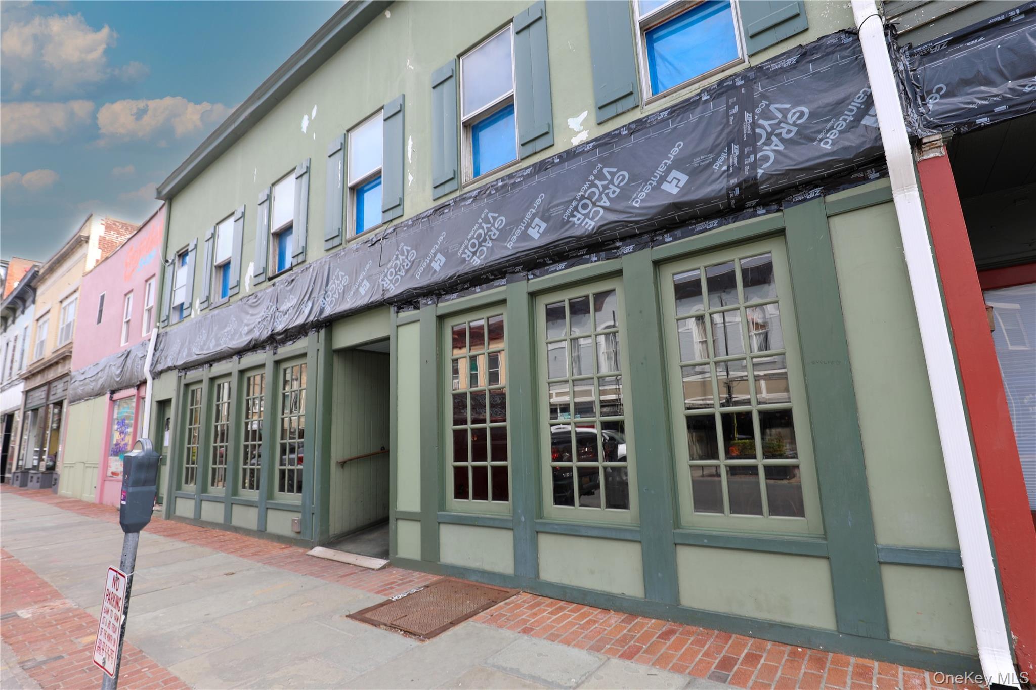 44 N Front Street — photo