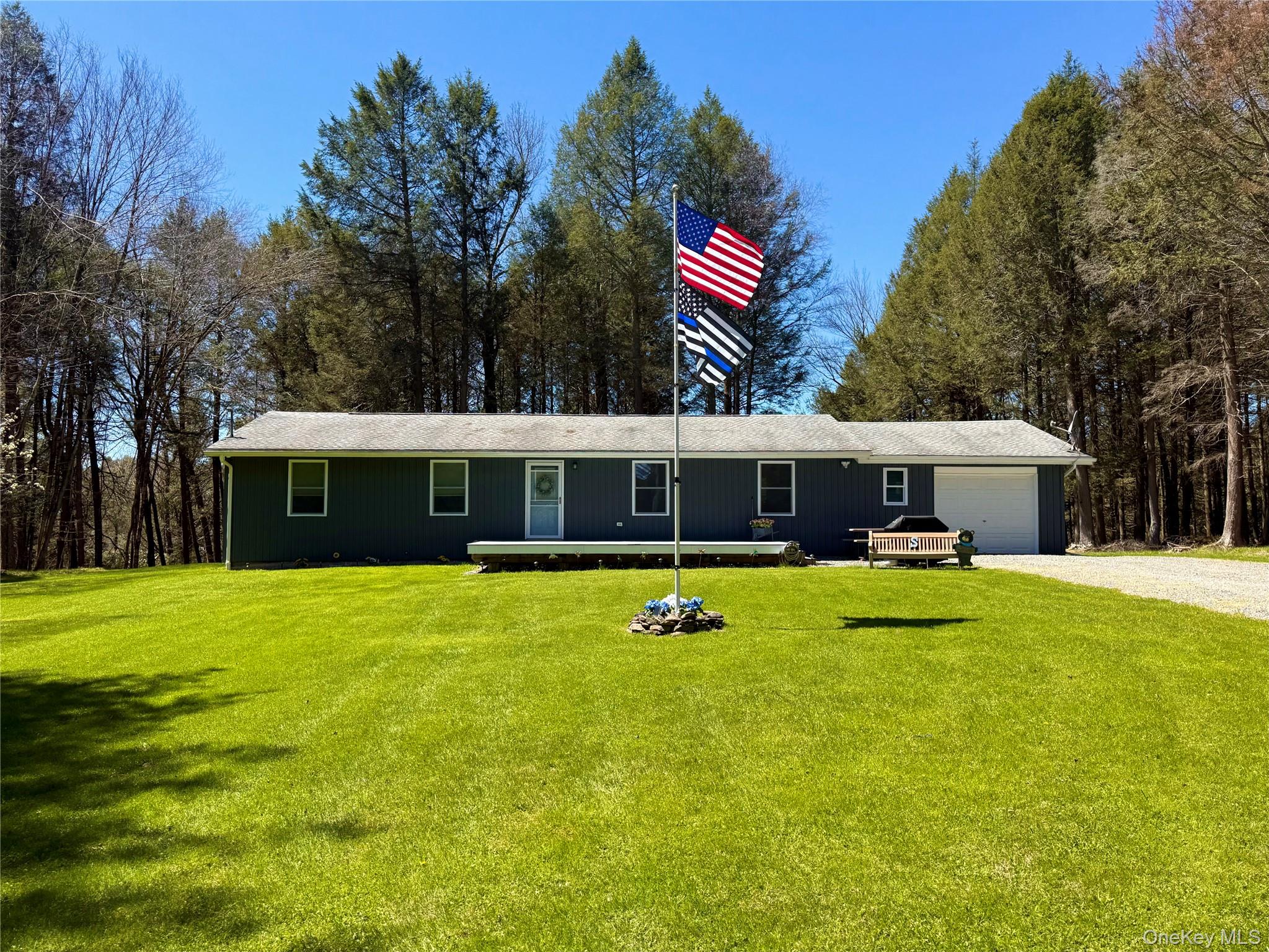 61 Pioneer Drive — photo