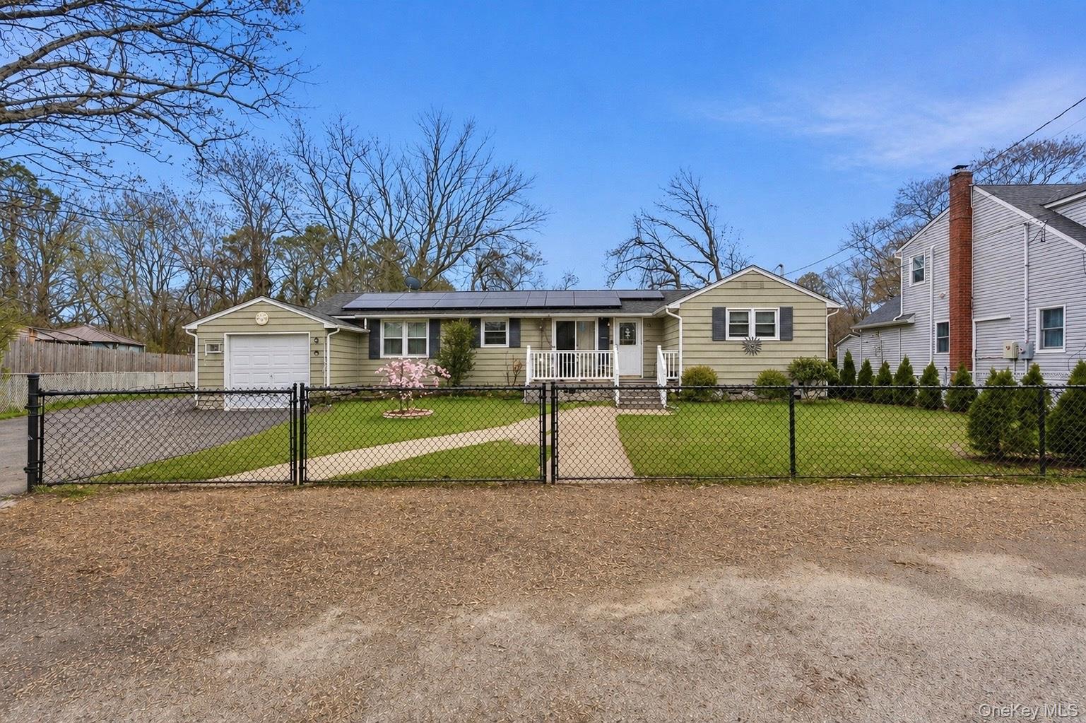 162 Parkwood Drive — photo