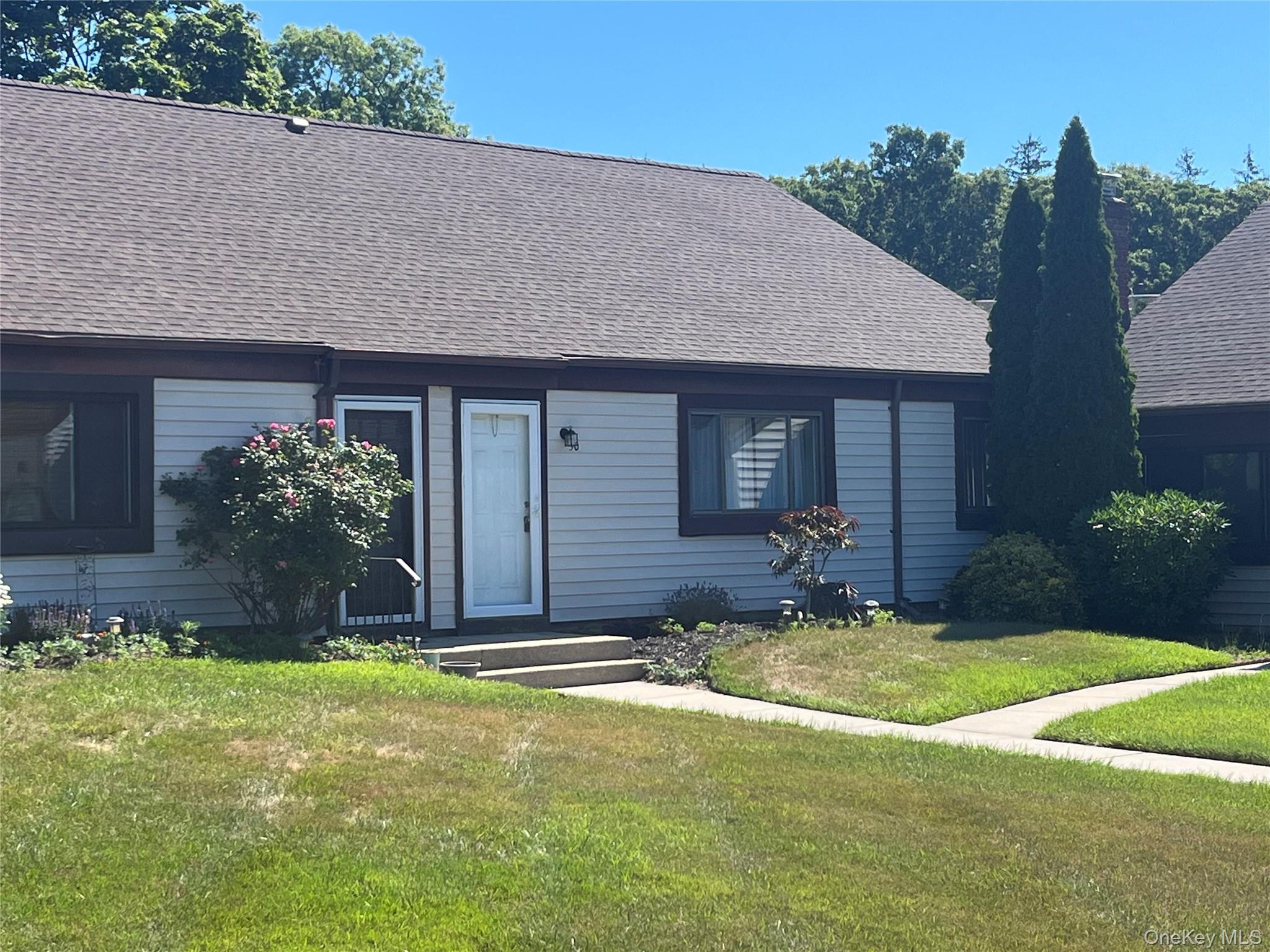 50 Gauguin Court 50 — photo