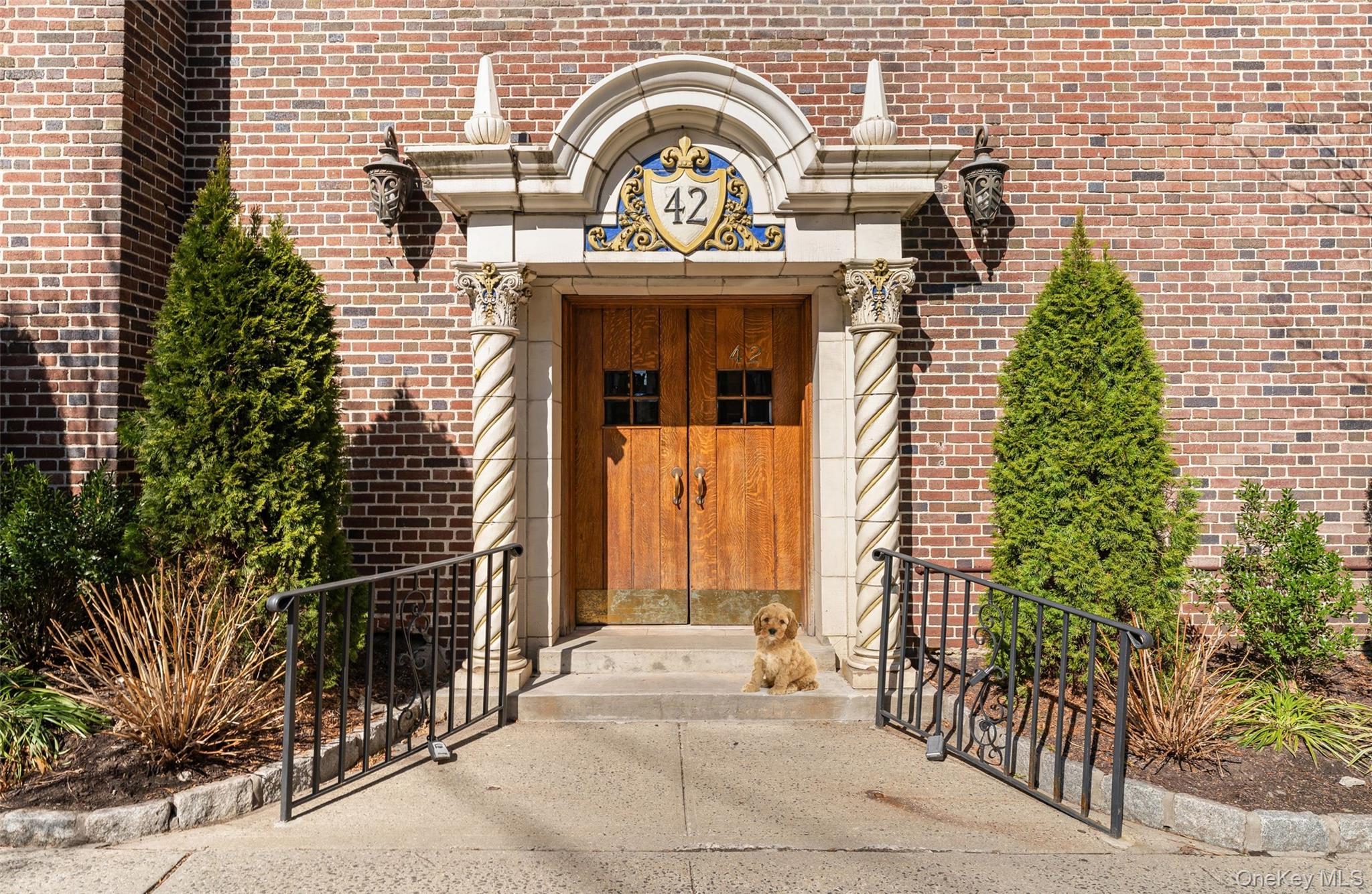 42 Pondfield W 6D — photo