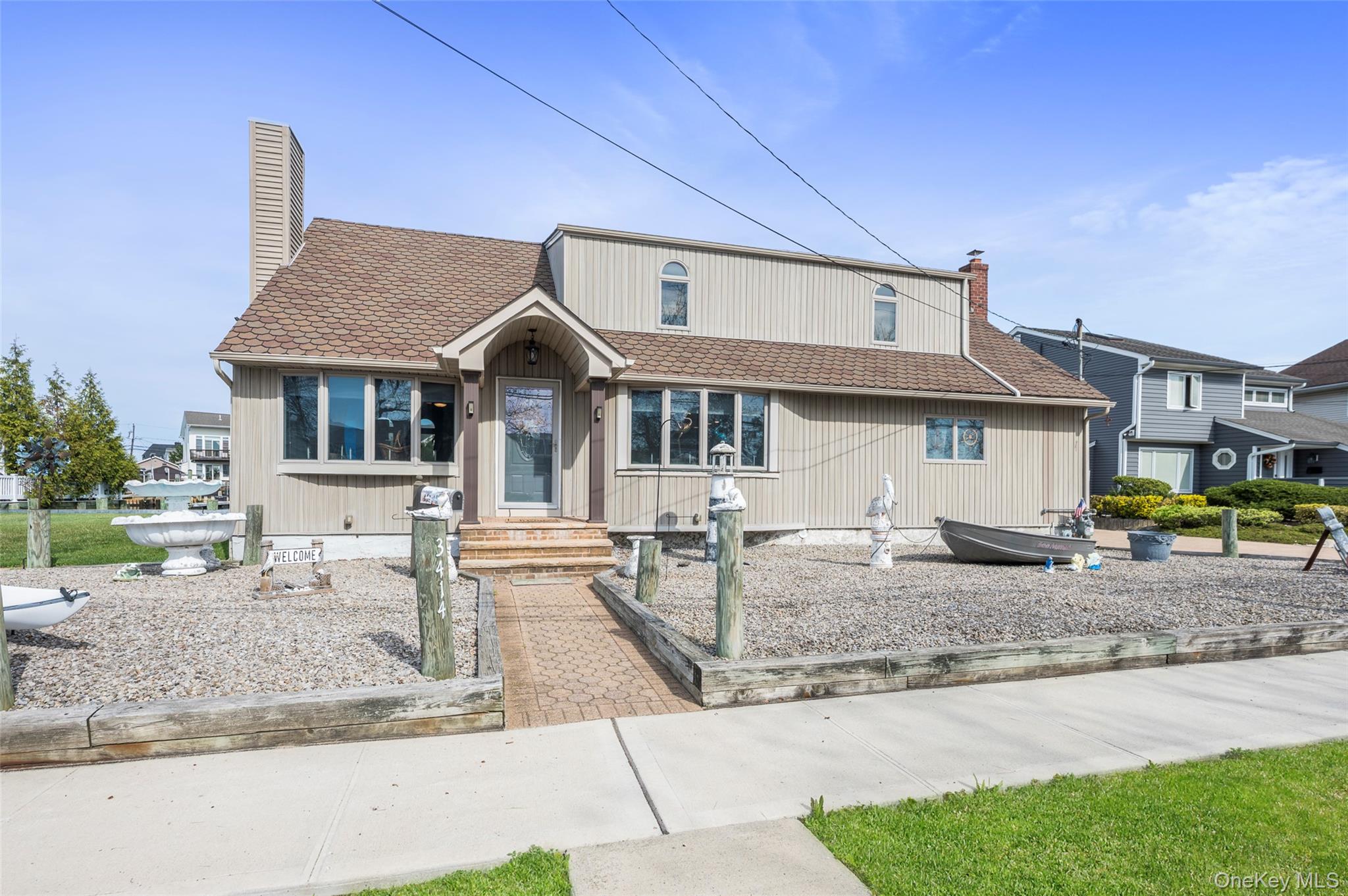3414 Riverside Drive — photo