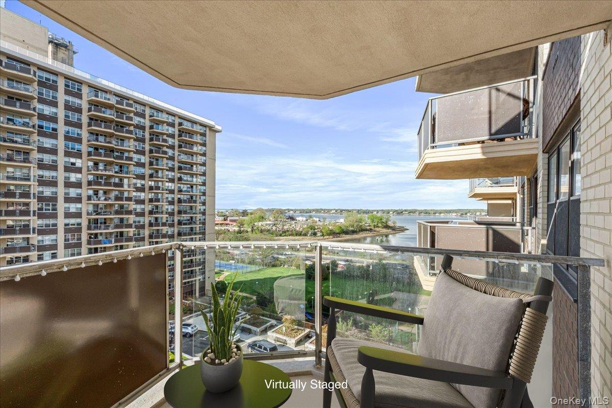 18-05 215th Street 8B — photo