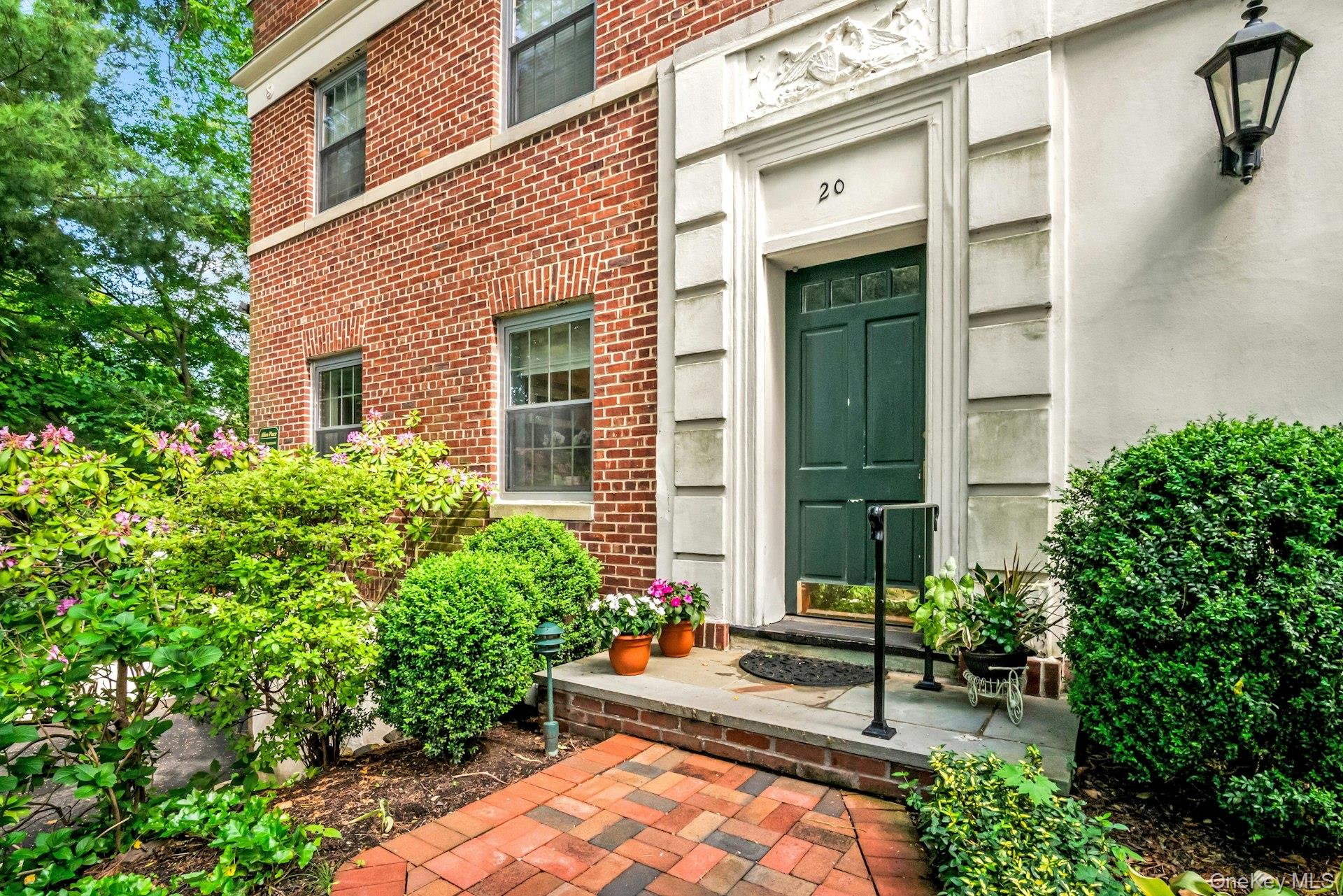 20 Alden Place 1 — photo