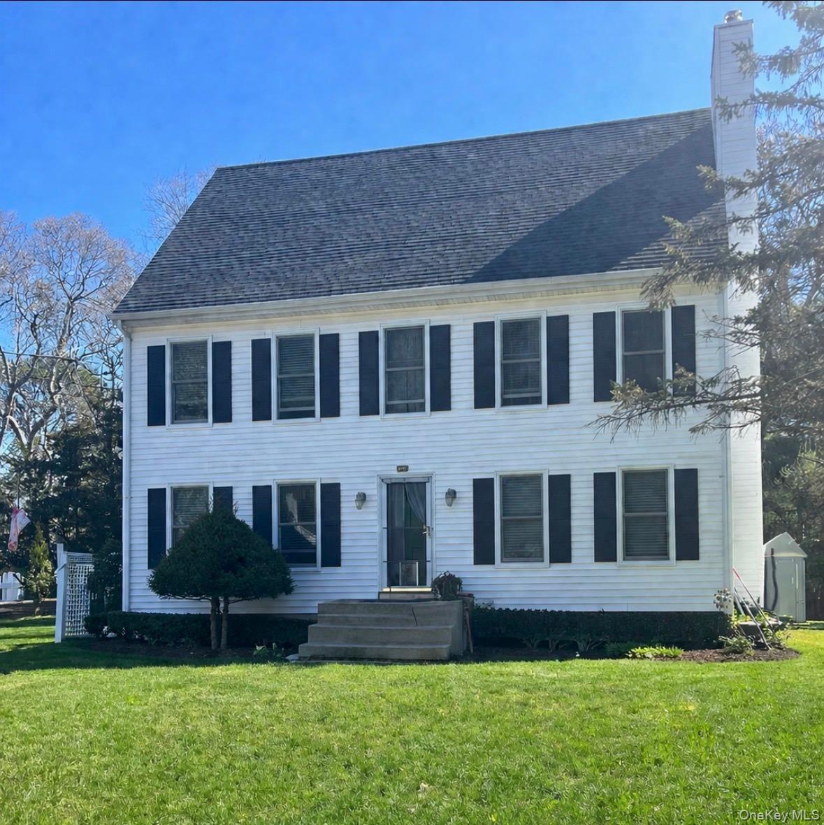 533 Montauk Highway — photo