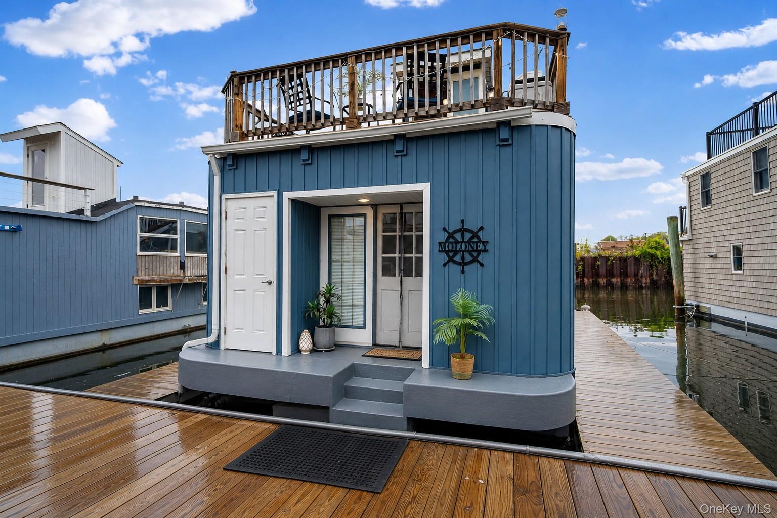 10 Matinecock Avenue Dock D — photo