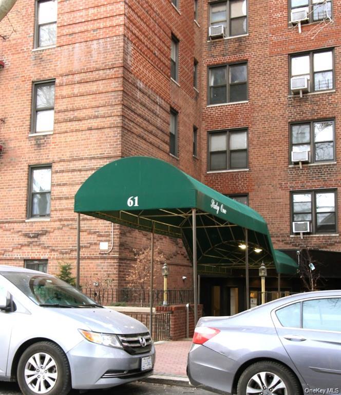 61 Oliver Street 5B — photo