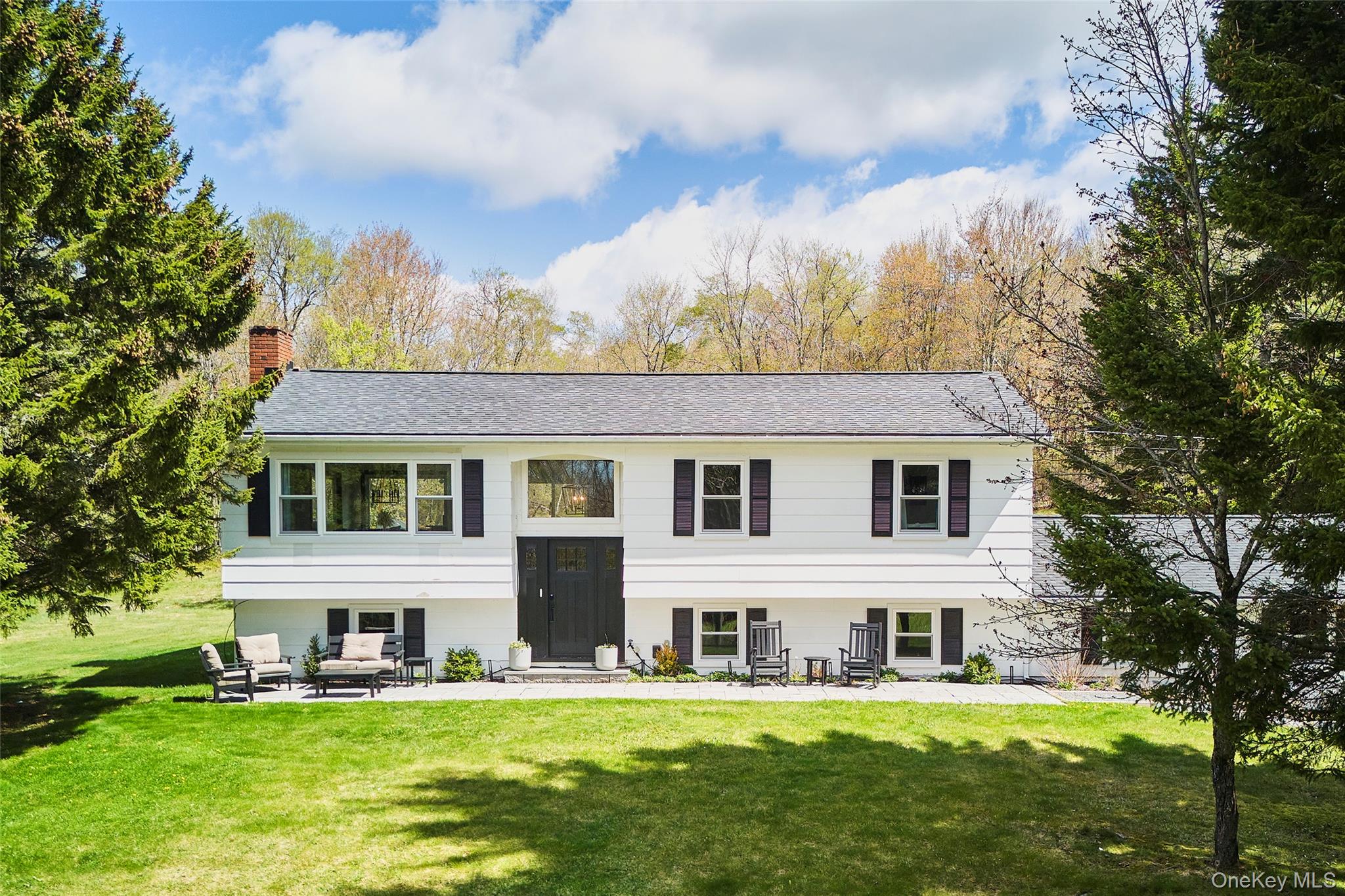 453 Little Ireland Road — photo