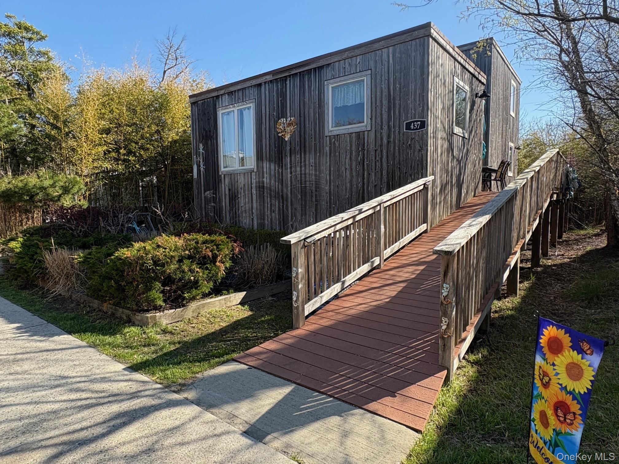 431 Dehnhoff Walk — photo