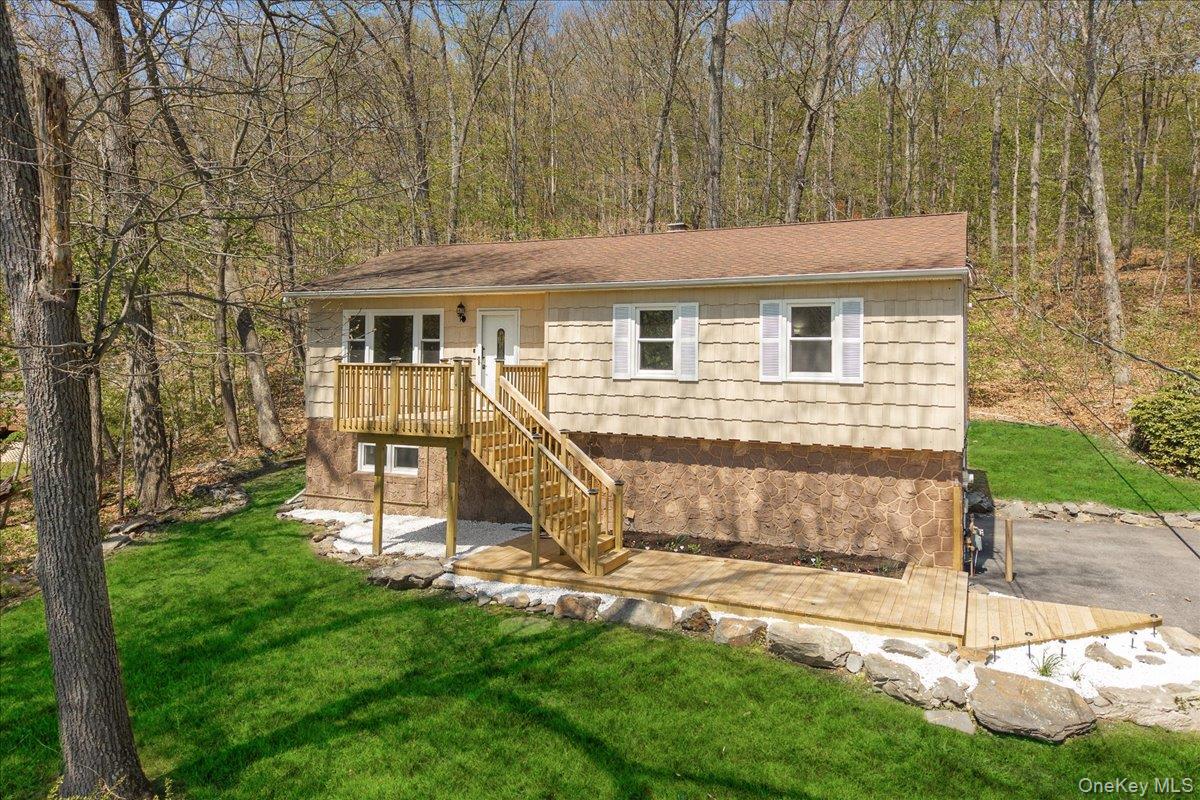 1168 Lakes Road — photo