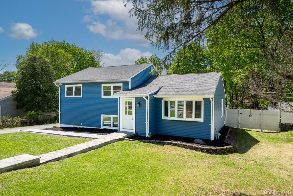 22 Oriole Drive — photo