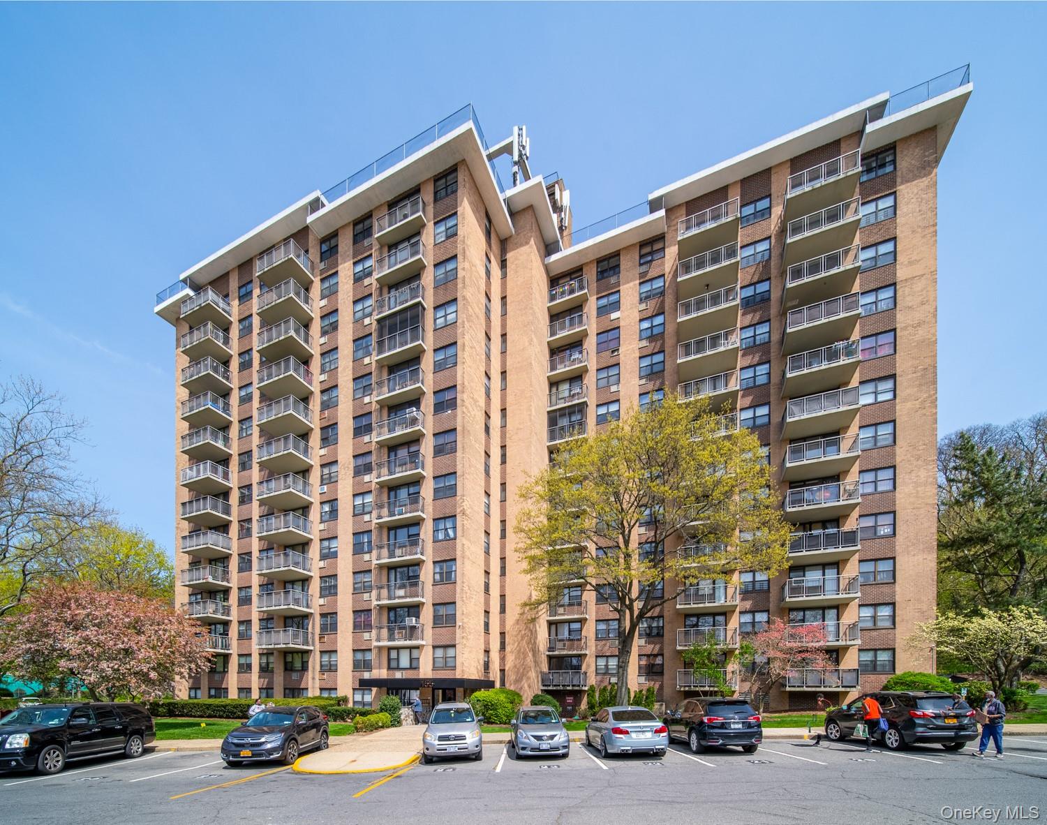 155 Ferris Avenue 11B — photo