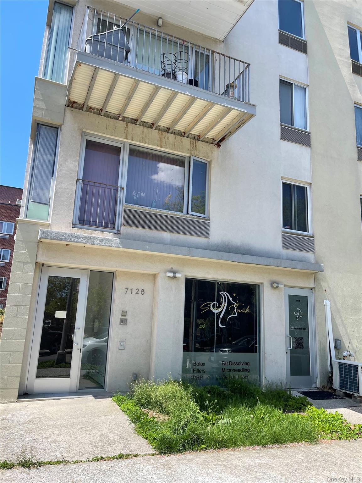 71-28 163rd Street 3B — photo