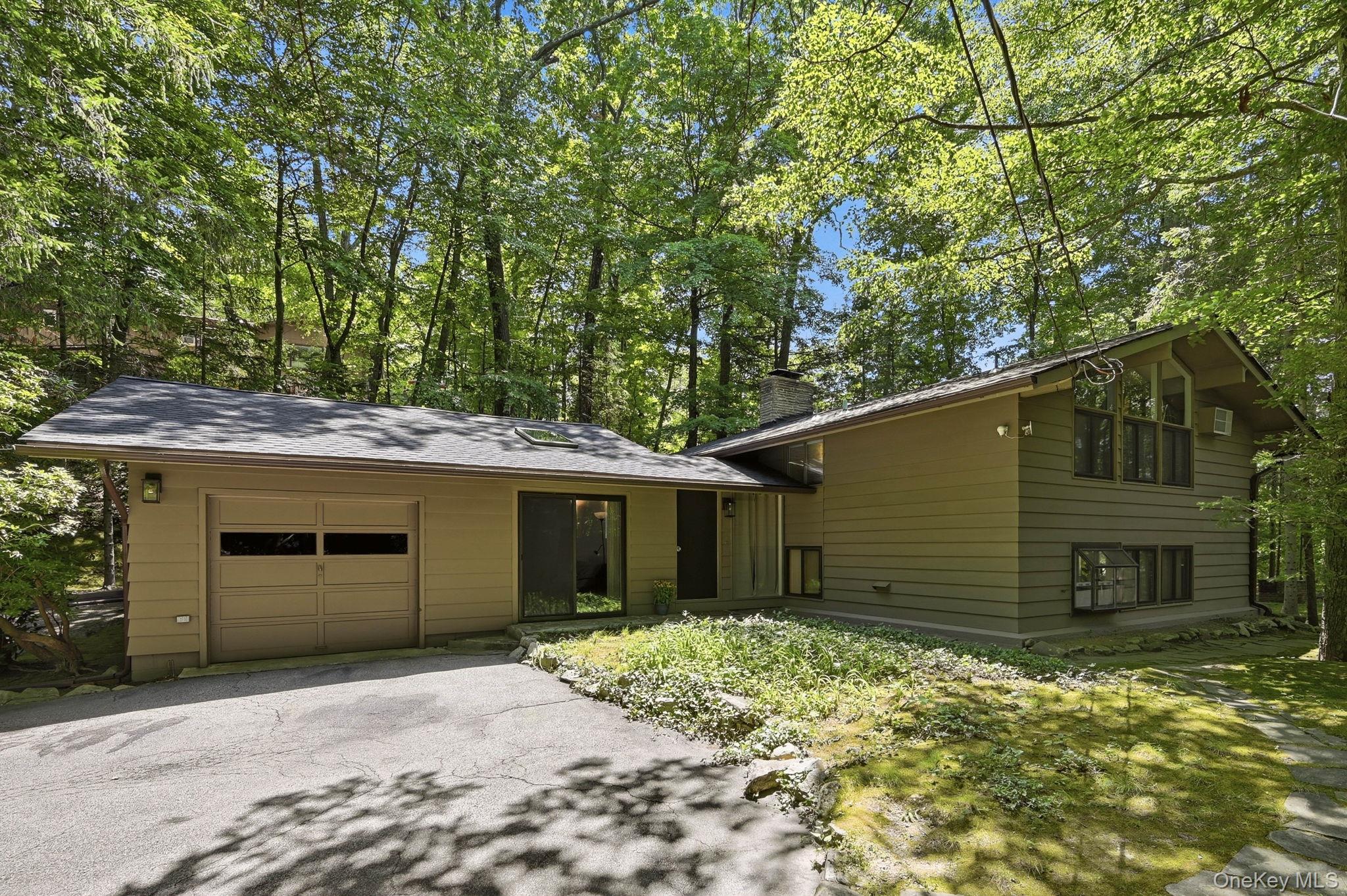 80 Clinton Road — photo