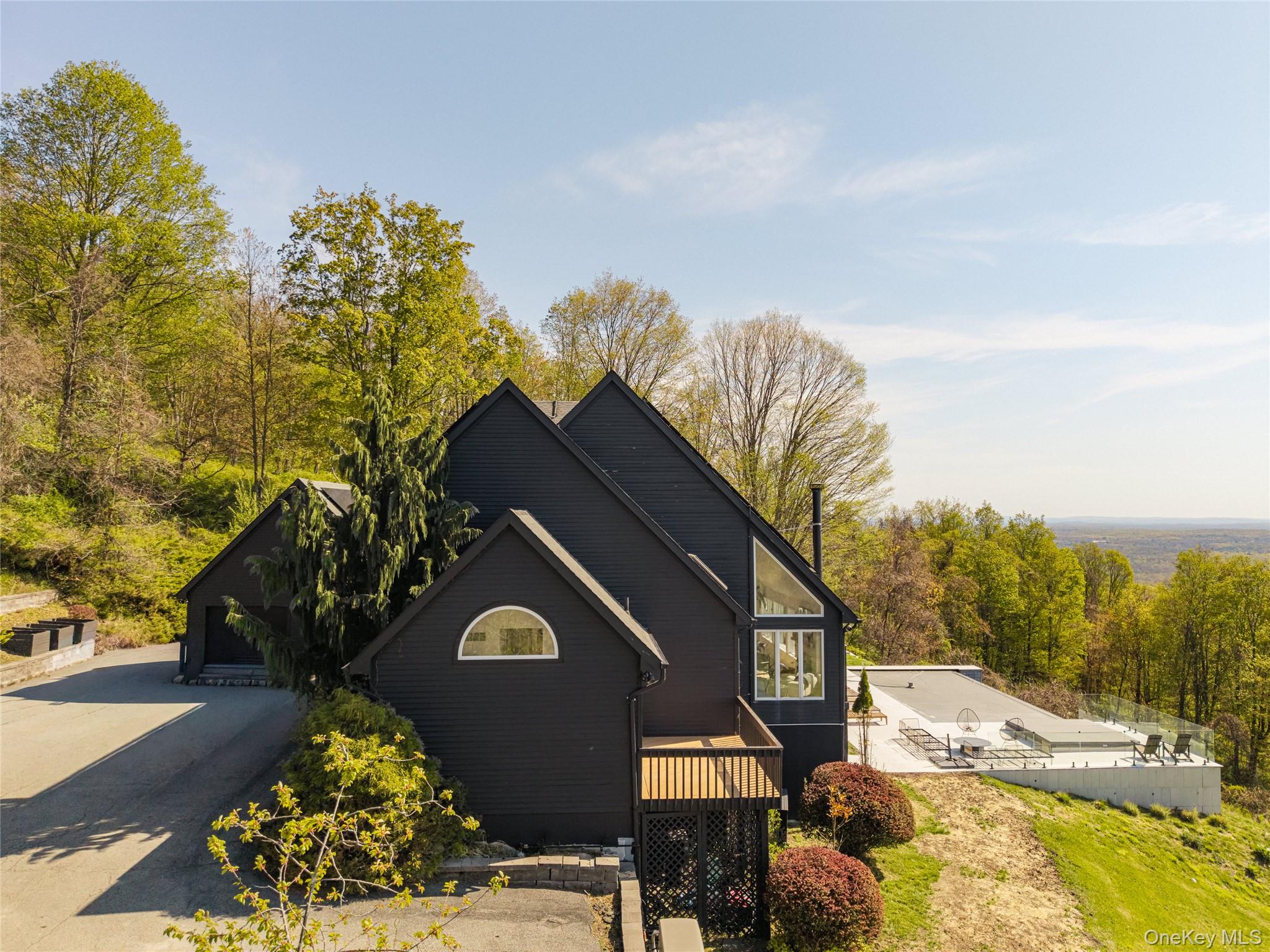 704 Mountain Road — photo
