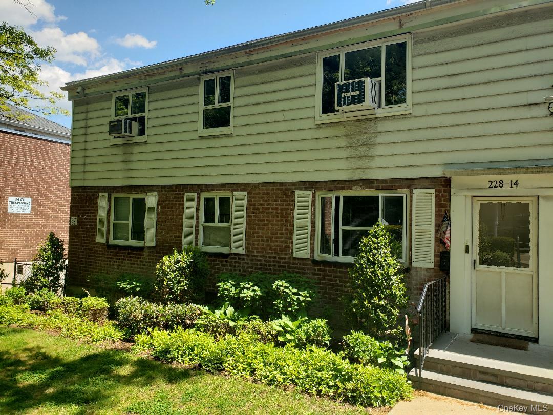 228-14 Stronghurst Avenue 3113, Lower Level — photo