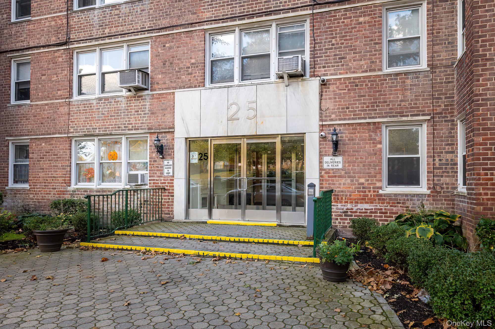 25 Knolls Crescent 4M — photo