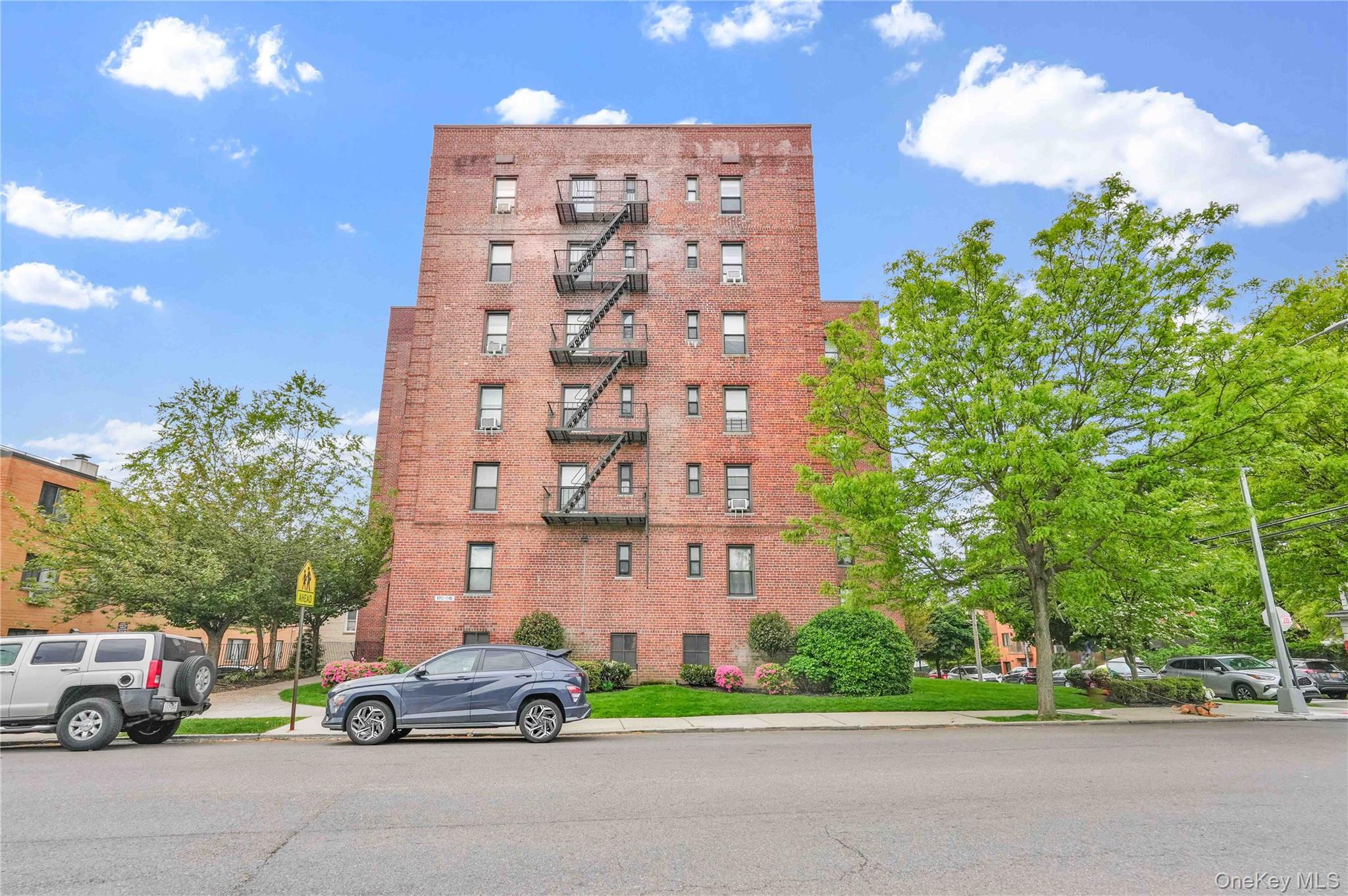 170-06 Crocheron Avenue 2E — photo