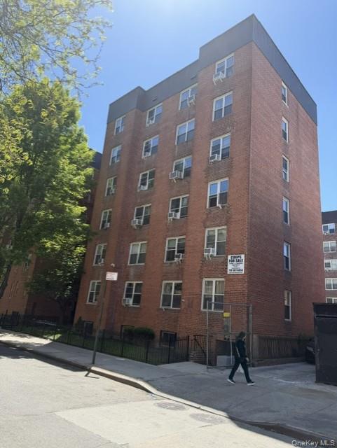33-16 82nd Street 1G — photo