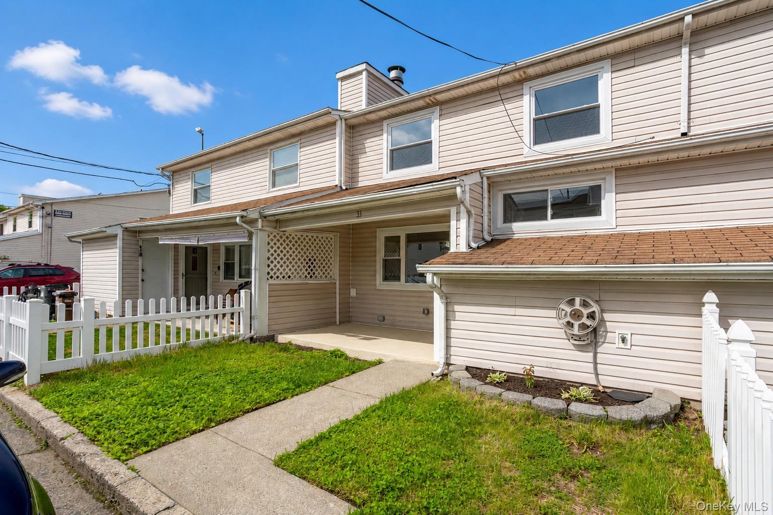 33 Marc Street — photo
