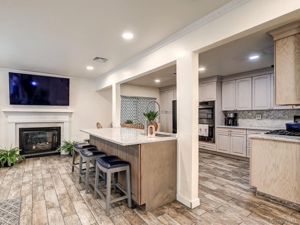 25 Village Cove — photo