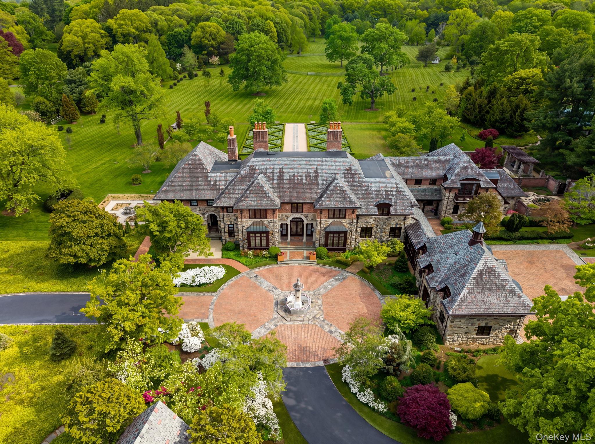 1 Applewood Estate — photo