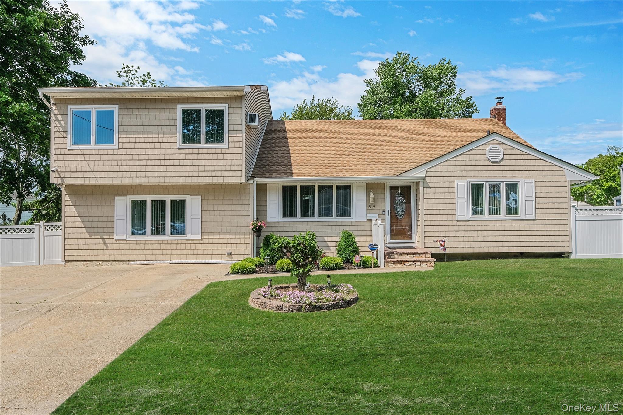 59 Maybrook Road — photo