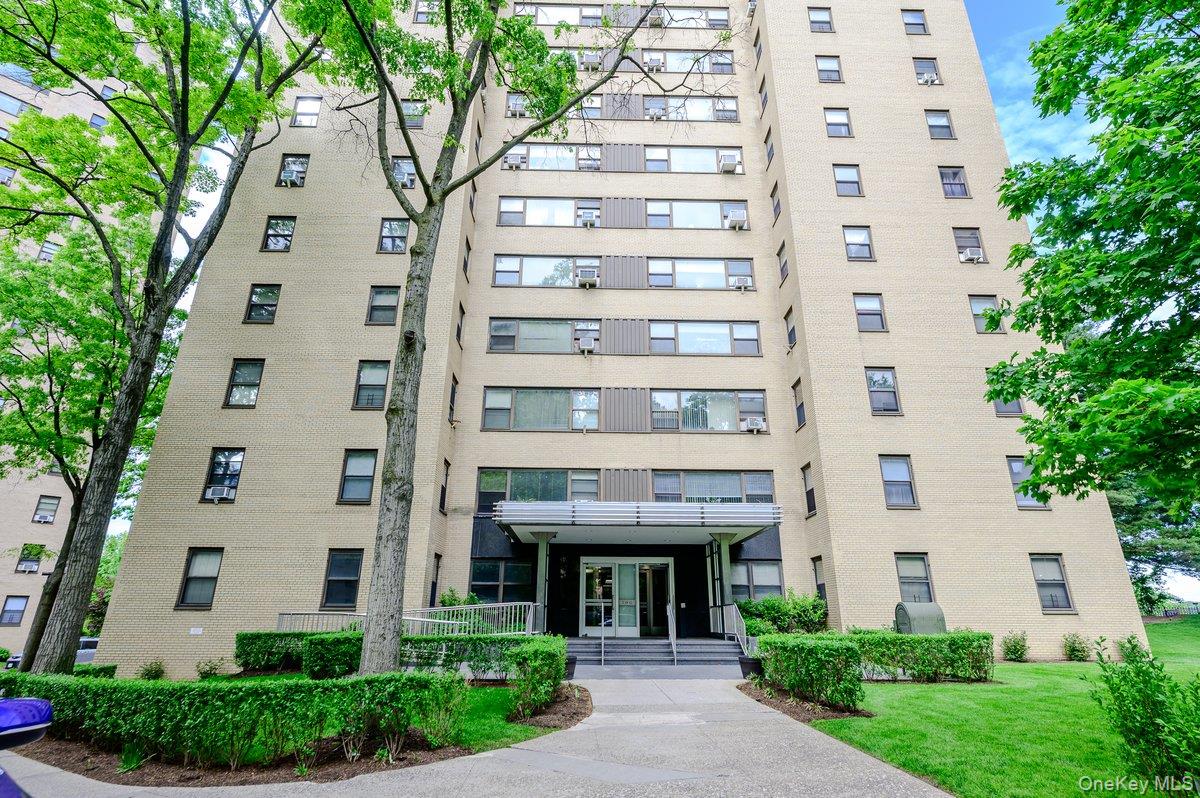 3 Fordham Hill Oval Unit 5E — photo