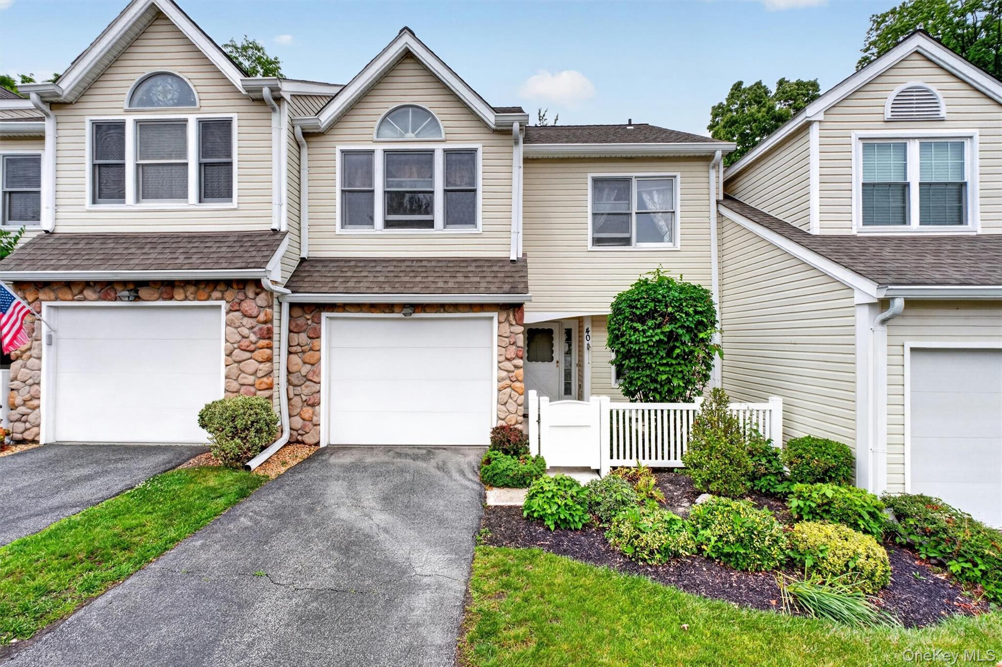 40 Spruce Ridge Drive, Fishkill, NY 12524 — photo 2