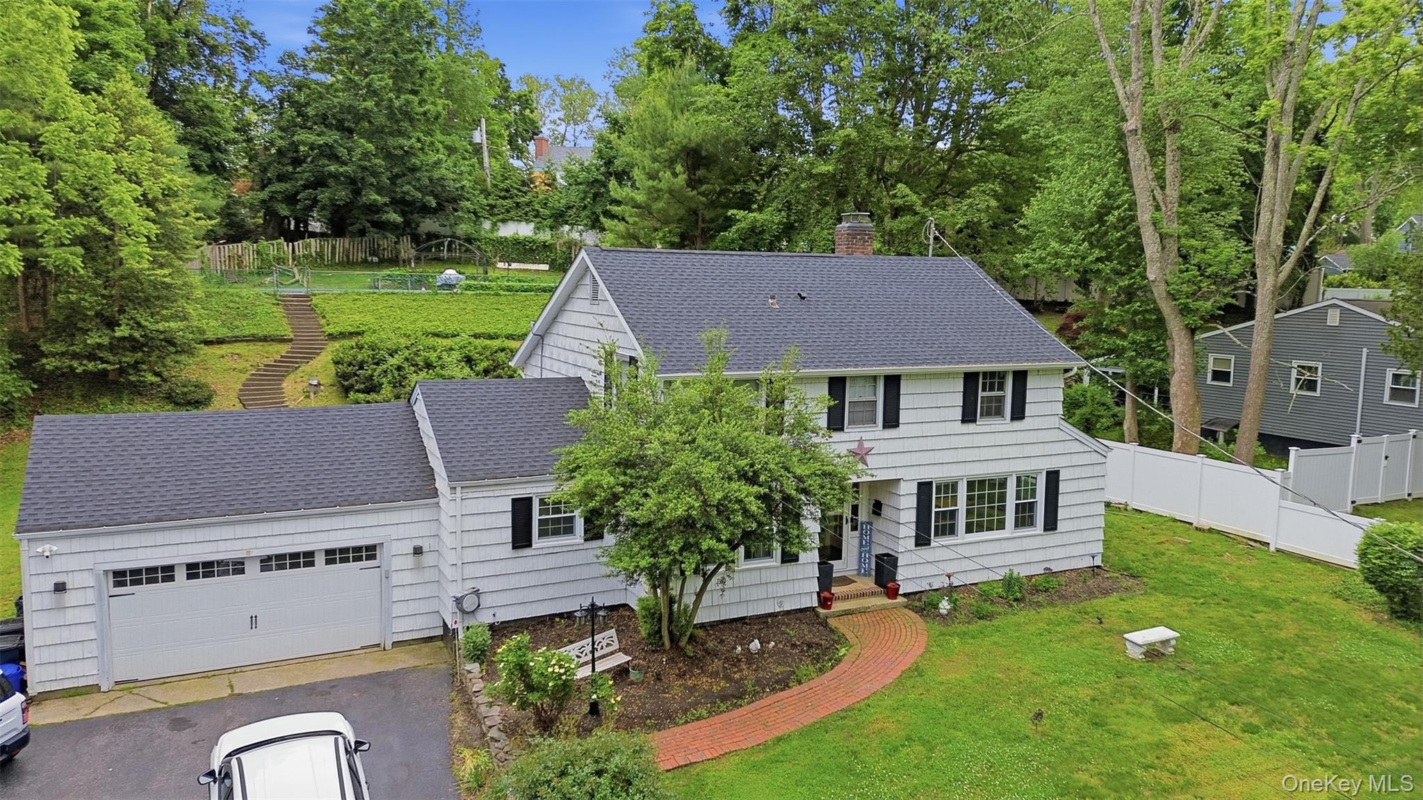 10 Tanyard Lane — photo