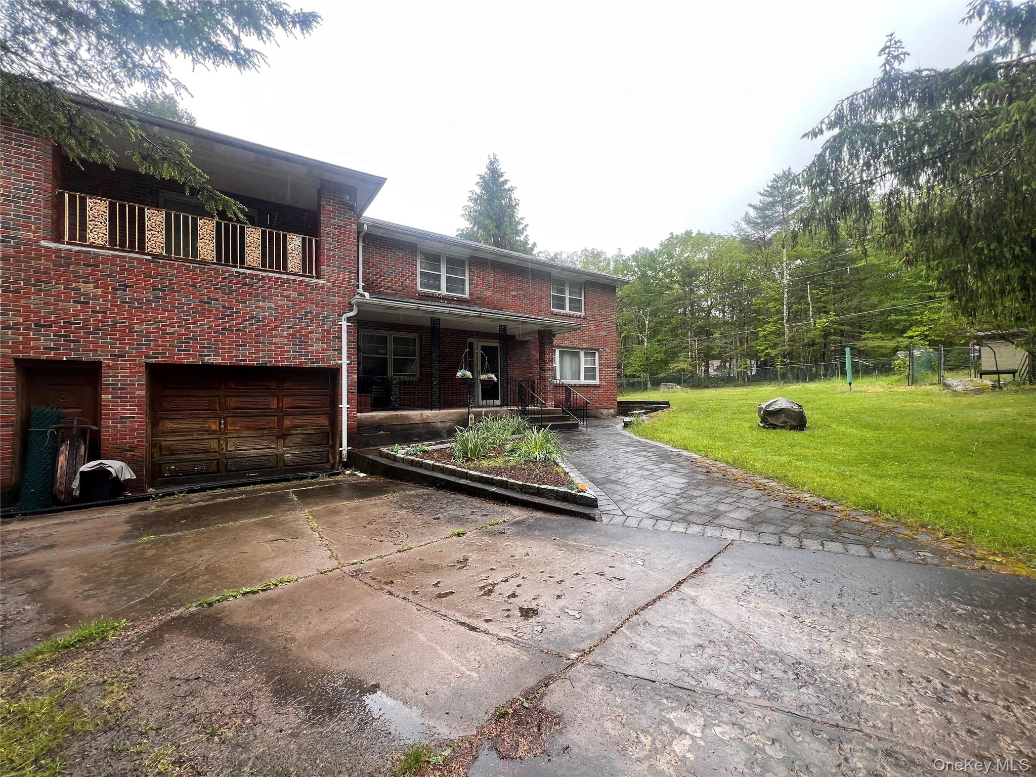 4 Beach Road 2nd Floor Unit — photo