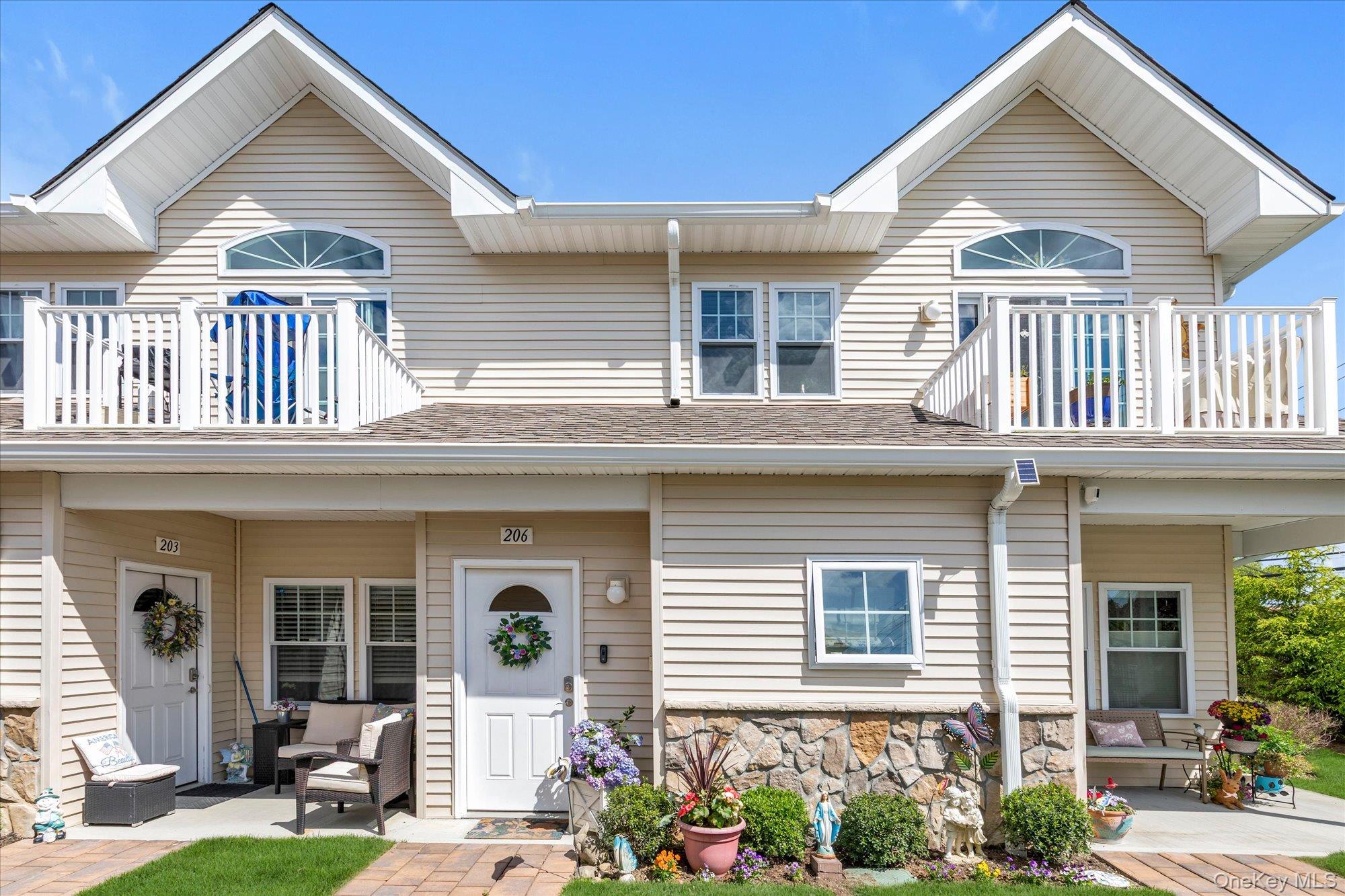 206 Anchor Court — photo