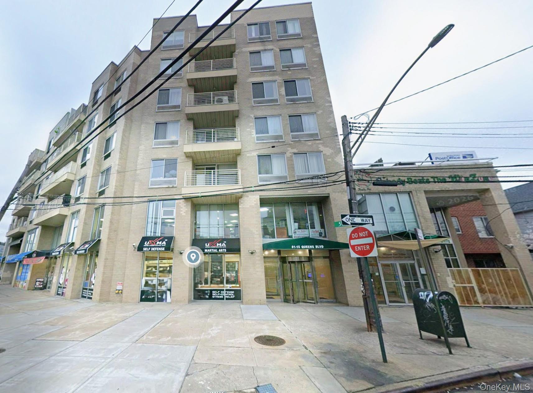 81-15 Queens Boulevard 4J — photo