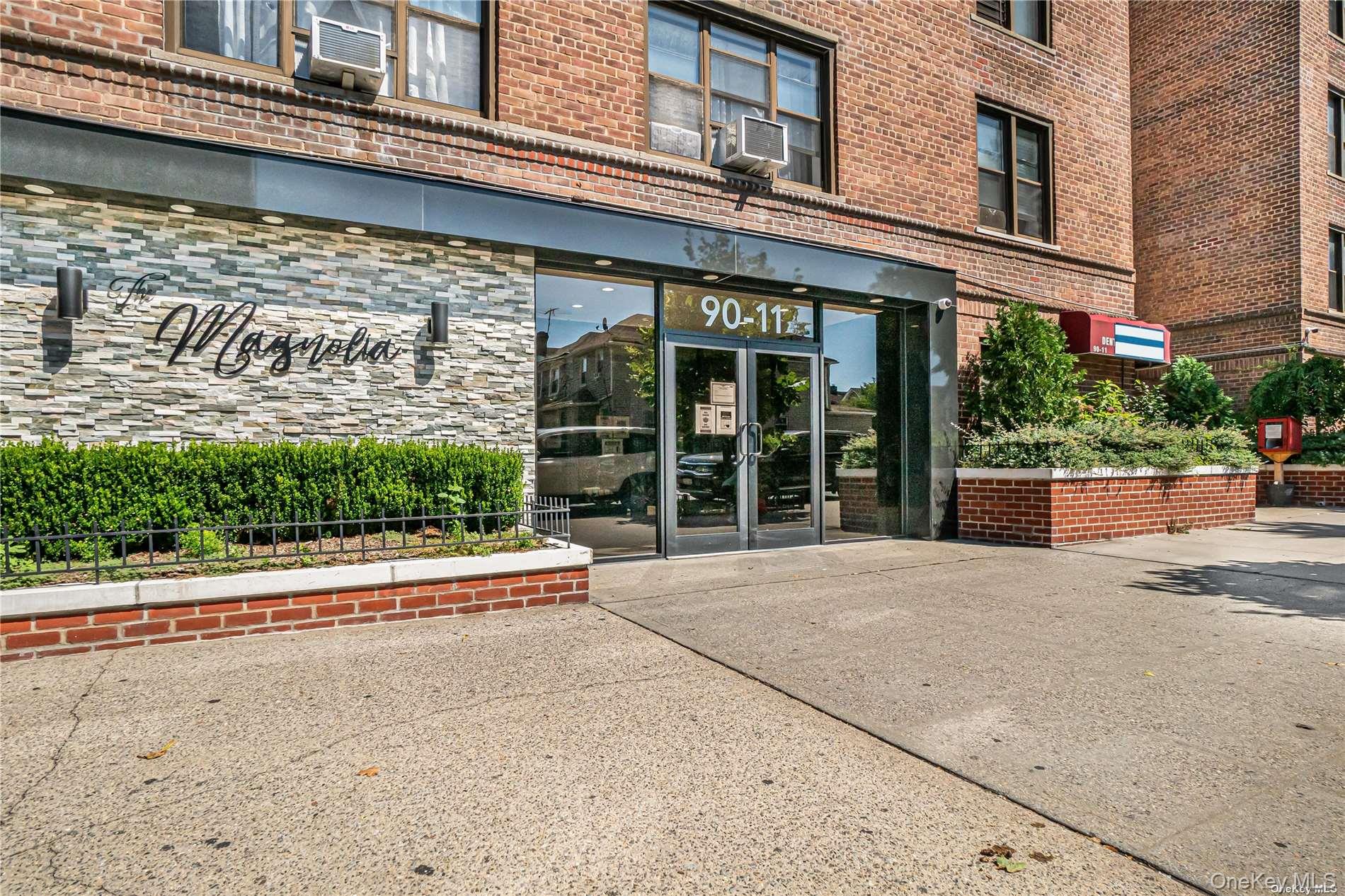 90-11 35th Avenue 6T — photo